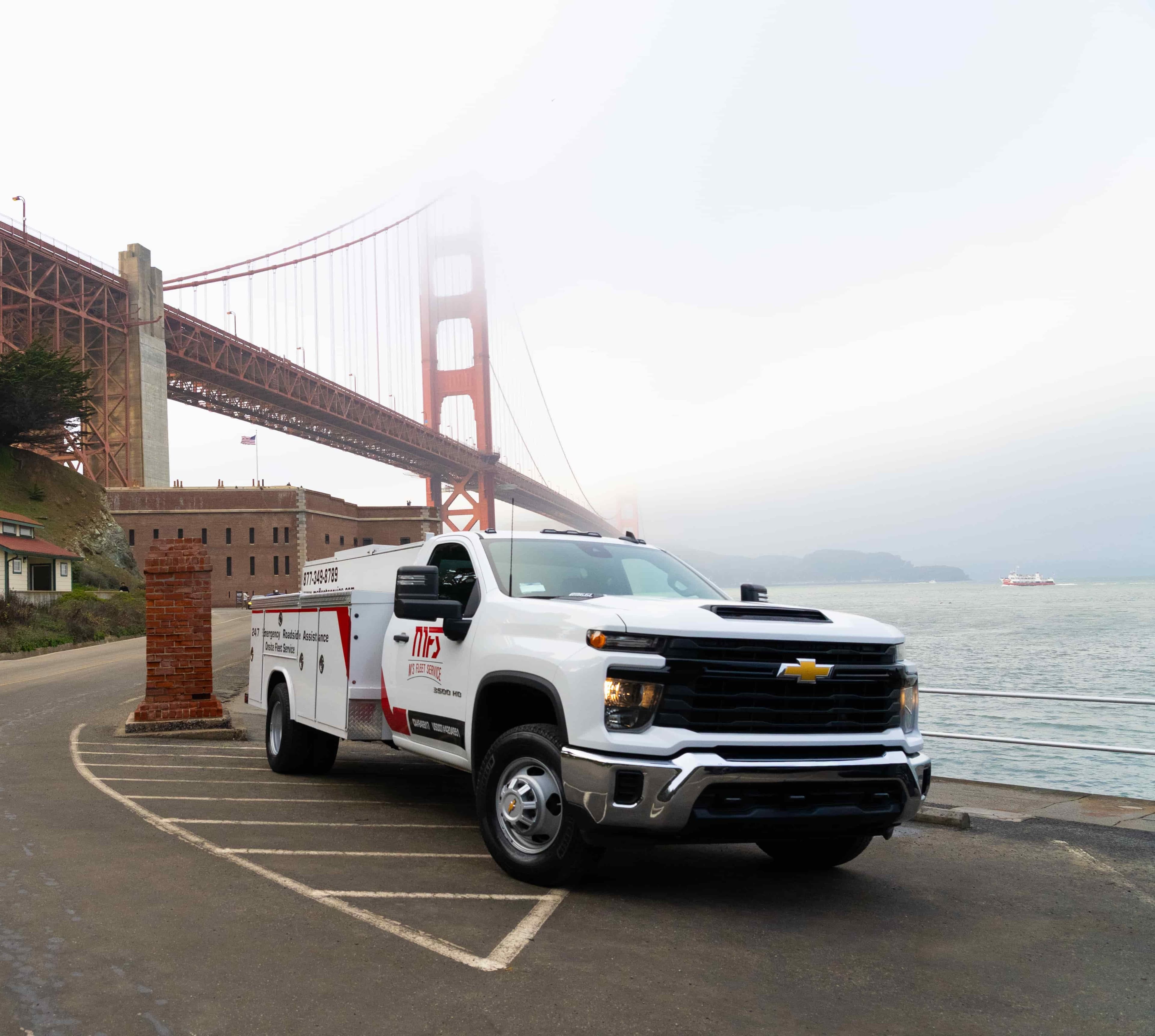 Mobile technician performing truck and fleet repair